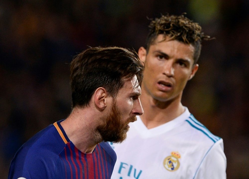Messi e Cristiano, fora do pódio da UEFA pela primeira vez em uma década. AFP