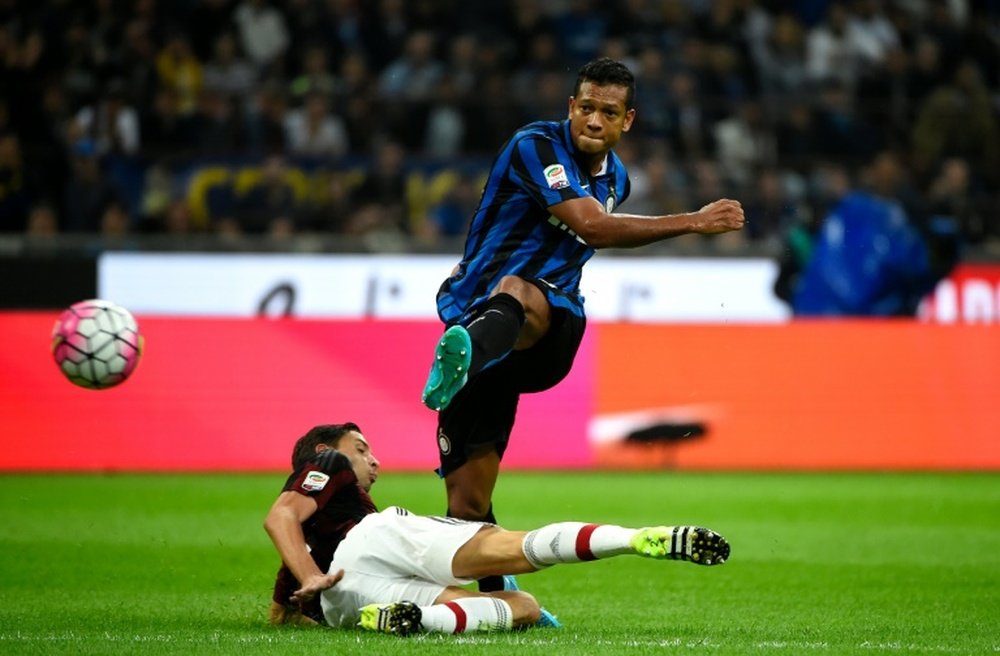 Inter Milans Colombian international Fredy Guarin has signed for Shanghai Greenland Shenhua