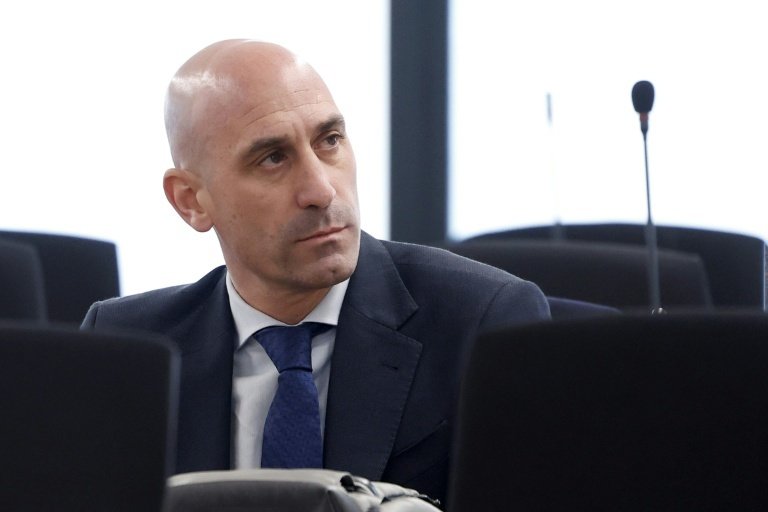 Rubiales renuncia a que sus hijas testifiquen en el juicio