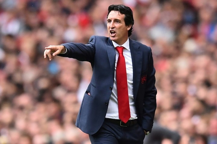 Dominant second half gives Emery first win in England