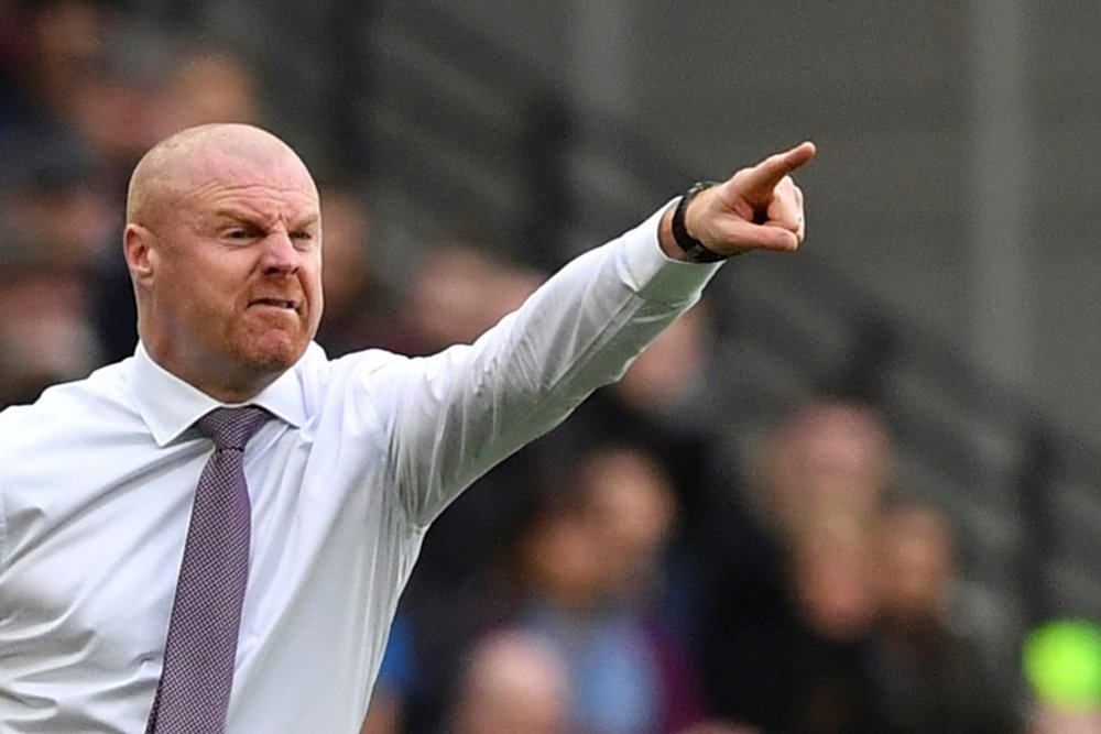 Sean Dyche va camino de que le pongan una estatua a las puertas de Turf Moor. AFP/Archivo