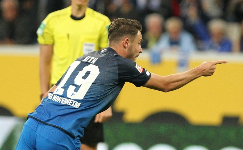 Uth quiere ser el 'rey de los goleadores mortales de la Bundesliga. AFP