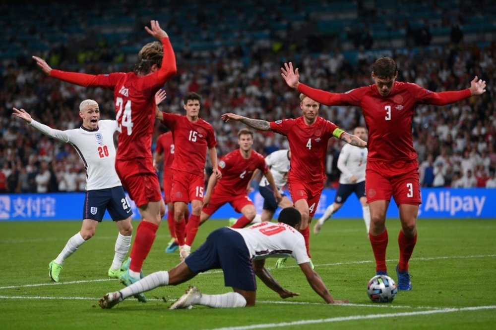 Inglaterra se ha llevado multitud de críticas por su juego, pero en la final está. AFP