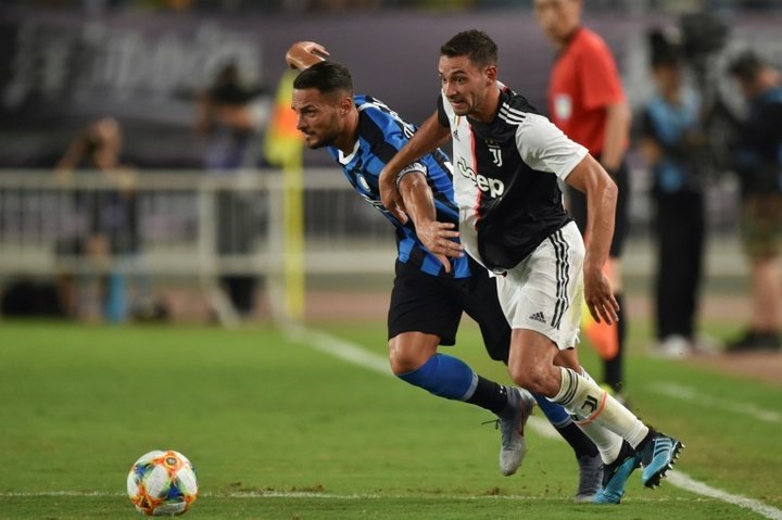 OFFICIAL: De Sciglio leaves Juventus and goes on loan to Lyon