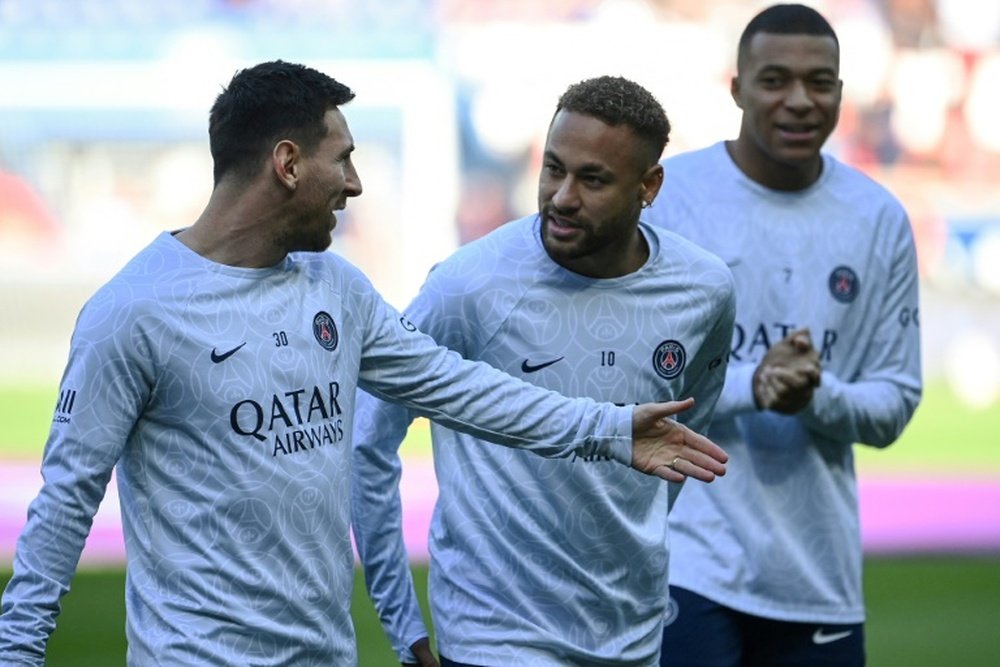 Neymar revelou alguns ciúmes que Mbappé teve de Leo Messi. AFP