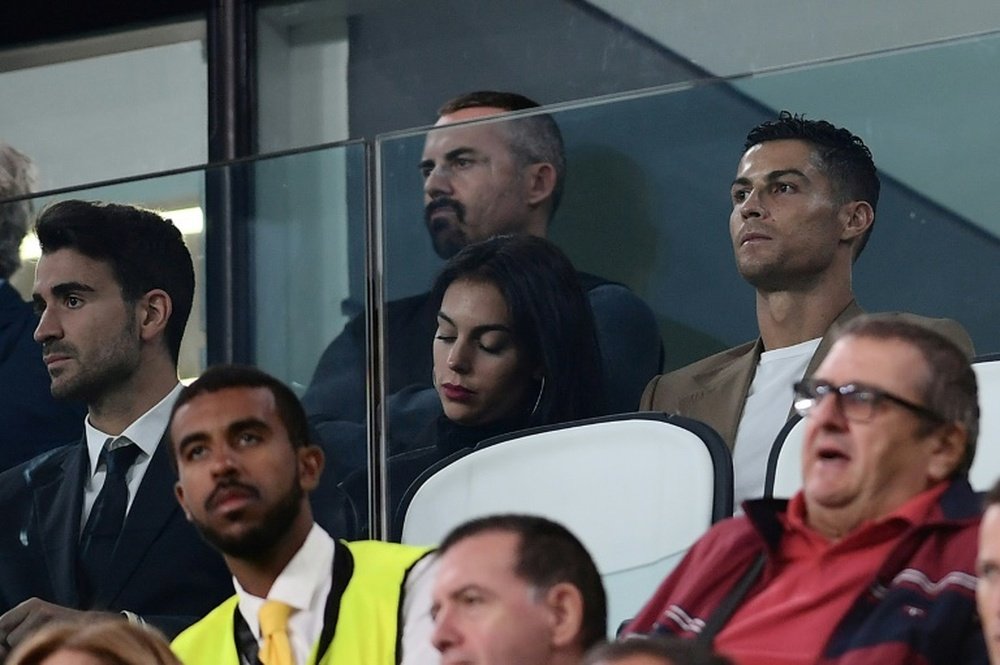 Cristiano Ronaldo dans les tribunes du Bernabeu pour le 'Clásico' ! AFP