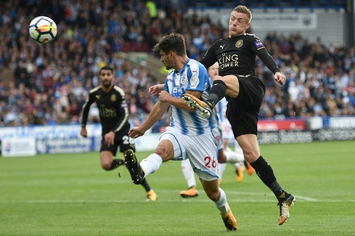 Leicester não vai além de empate na visita ao Huddersfield Town