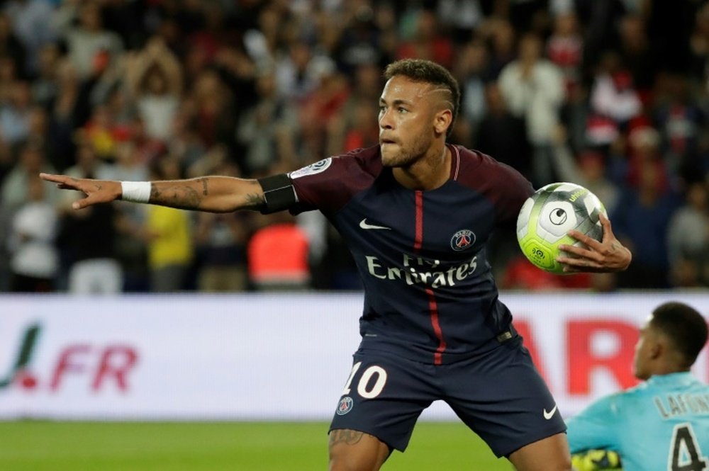 La cláusula que podría llevar a Neymar al Madrid en unos años. AFP