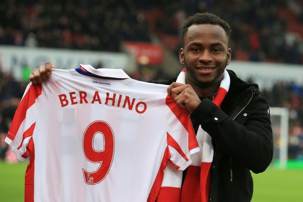 Saido Berahino poses with his Stoke City jersey