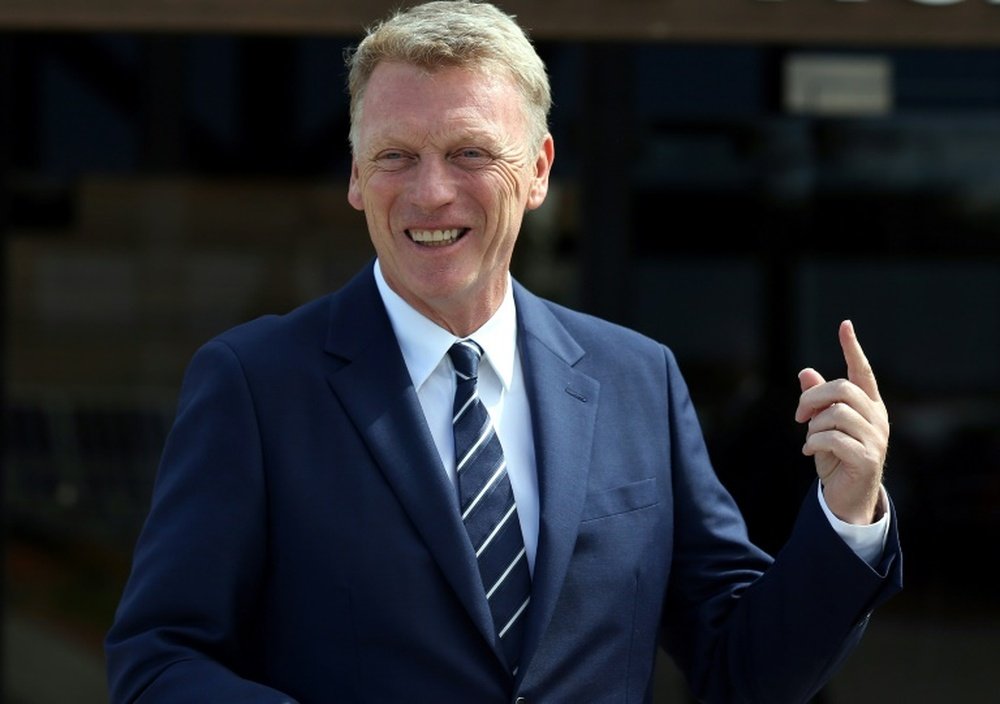 Moyes quiere reforzar la defensa 'hammer'. AFP