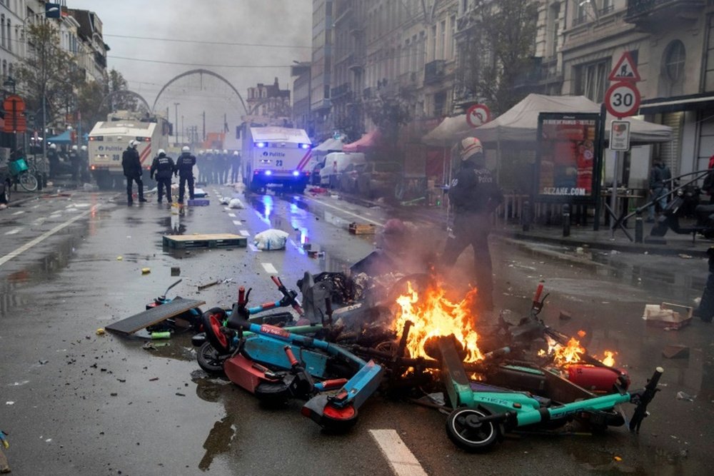 Emeutes à Bruxelles après la victoire du Maroc sur la Belgique. afp