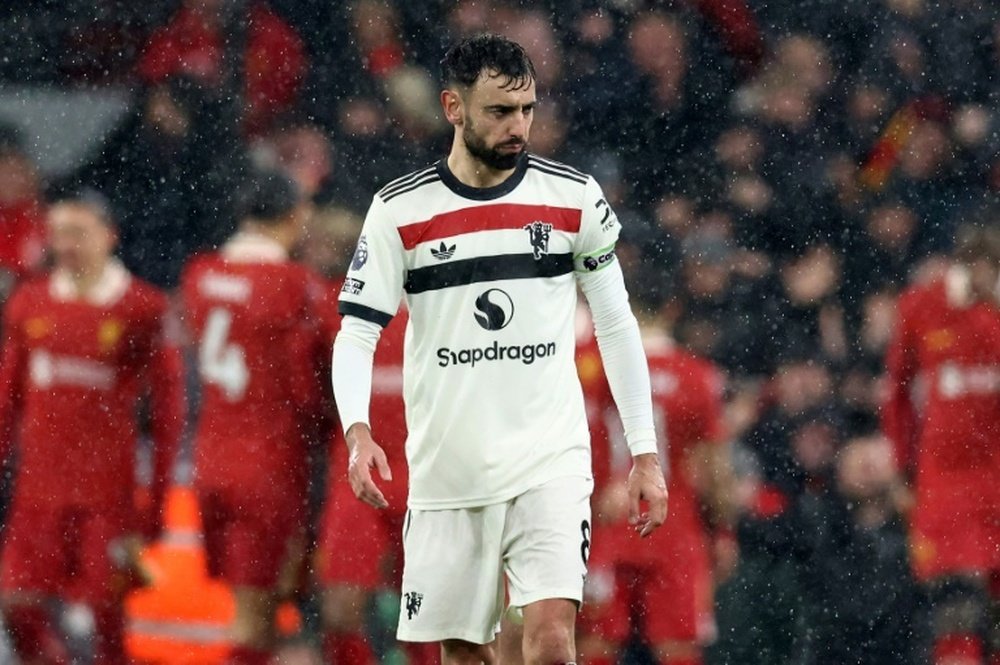 Fernandes exige mais do United após empate com o Liverpool. AFP