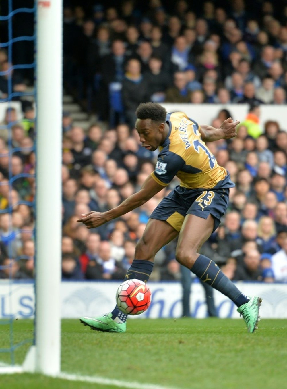 Arsenal's striker Danny Welbeck is sidelined due to injury. BeSoccer