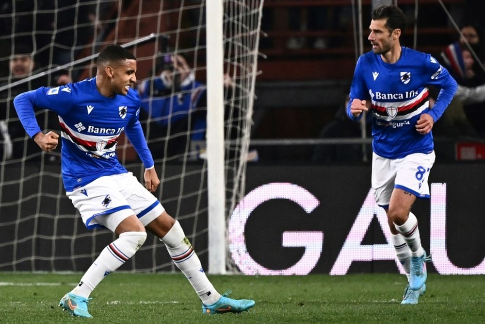 El Hellas Verona reacciona y hunde a la Sampdoria. AFP