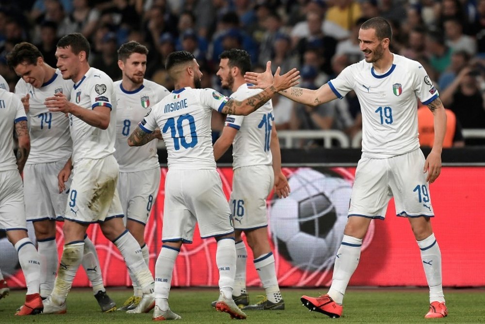 Italia ganó su tercer partido de clasificación a la Eurocopa. AFP