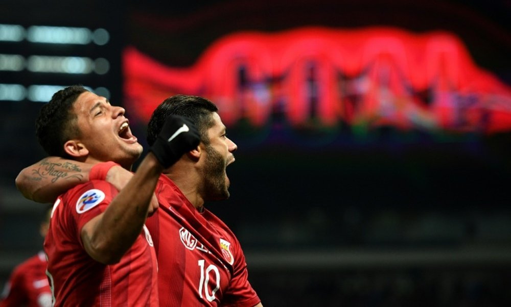 Elkeson shined as Shanghai SIPG cruised to victory.