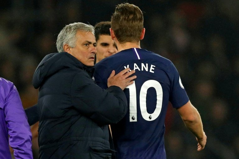 Jose Mourinho and Kane. AFP
