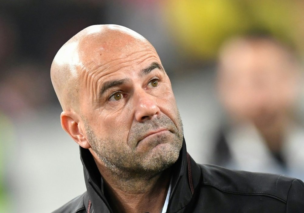 Peter Bosz habló sobre el futuro de las perlas del Ajax. AFP