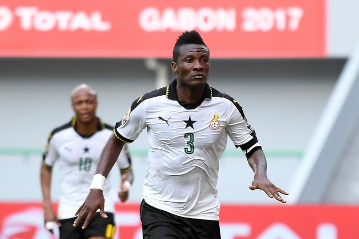 Asamoah Gyan signe son retour au pays