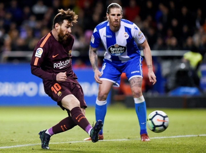 Messi hat-trick seals title and sentences Segunda-bound Deportivo