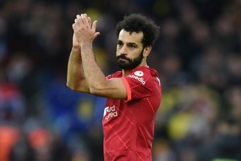 Salah não descarta a opção do Barça e espera uma oferta. AFP