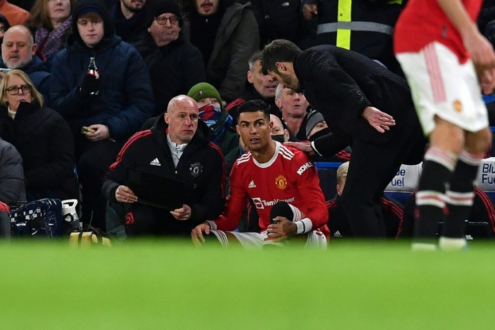 Cristiano se despidió de Carrick. AFP