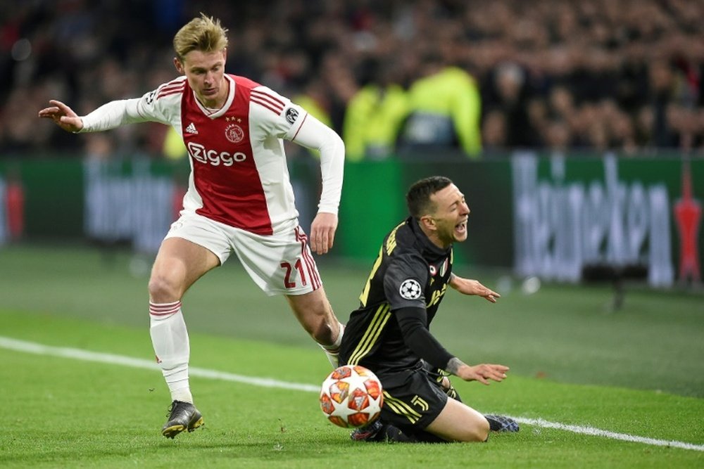 De Jong a un bon remplaçant à l'Ajax. AFP