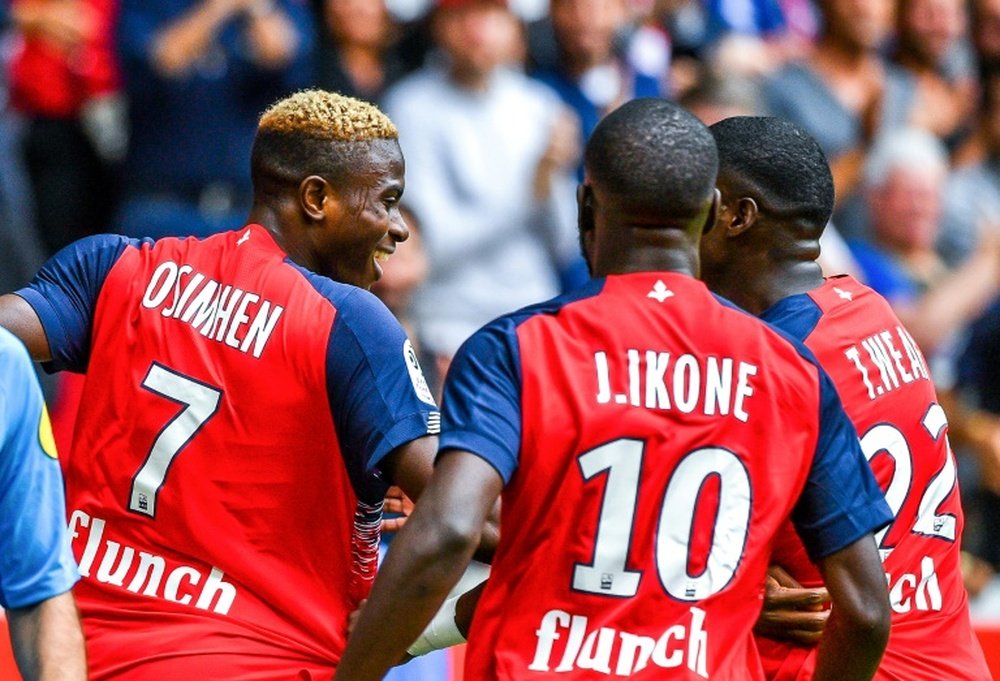 Los dos futuros 'cracks' de la fábrica de talentos del fútbol francés. AFP