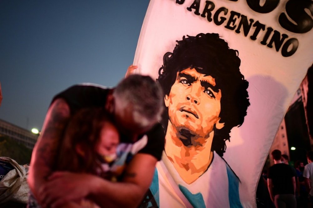 Claudia habló de la muerte de Maradona. AFP