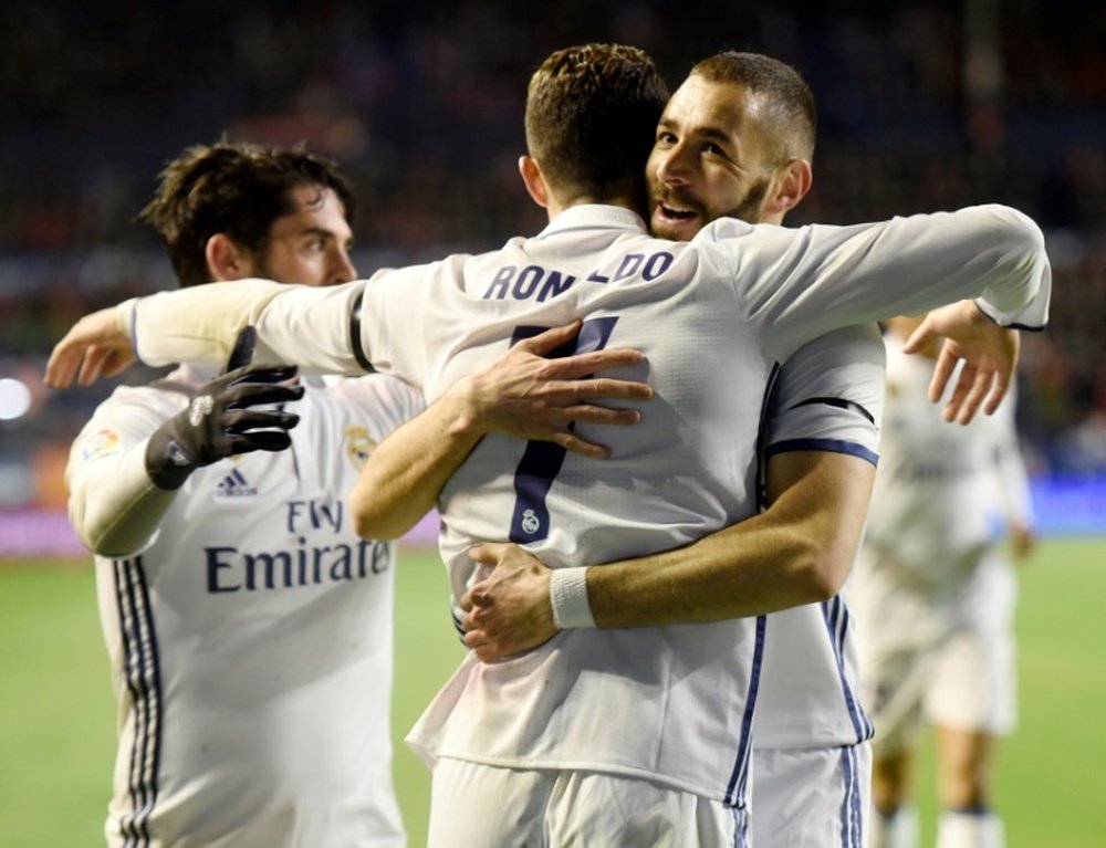 El Real Madrid quiere dejar atado a Benzema. AFP