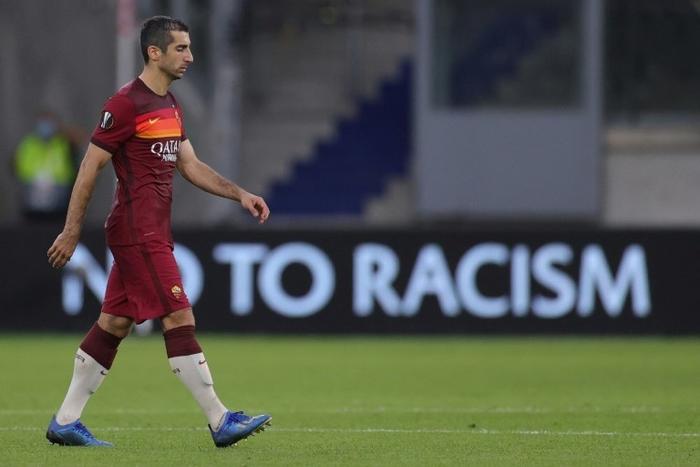 Mkhitaryan coloca a Roma no G4 da Serie A. AFP