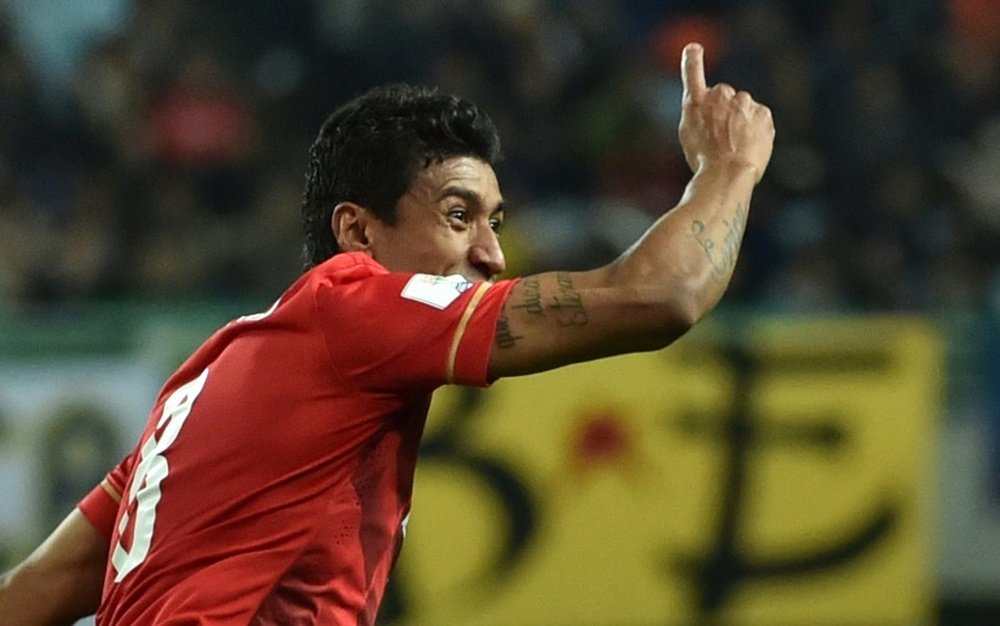 Guangzhou ne se remplira pas les poches avec Paulinho. AFP