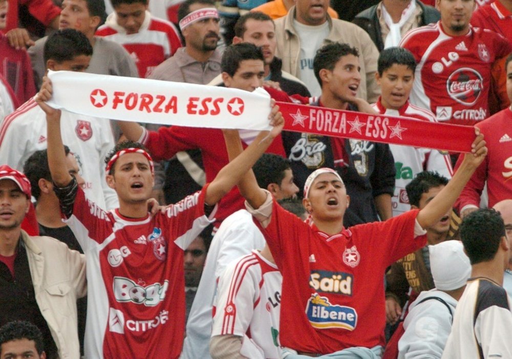 Tunisian Etoile of Sahels fans cheer on October 27, 2007