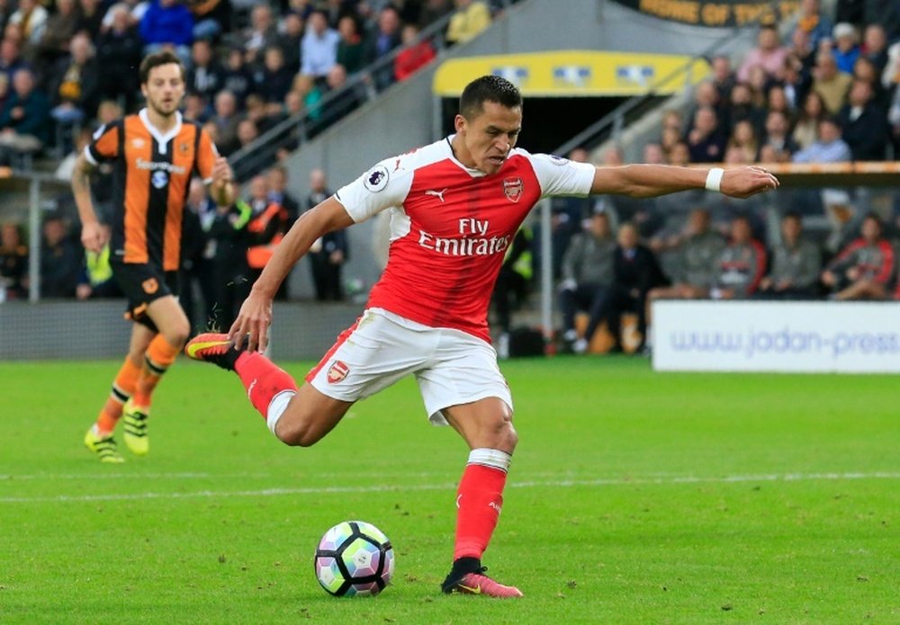 Alexis anotó un doblete trascendental en la victoria del Arsenal ante el Bournemouth. AFP