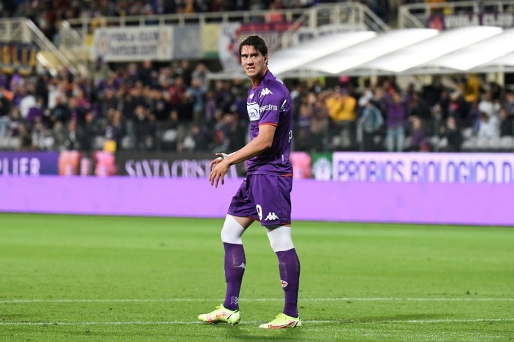 Vlahovic is Fiorentina's star player. AFP