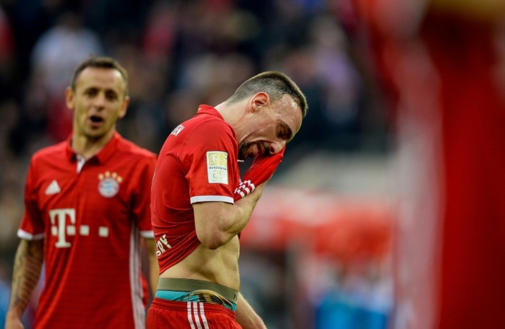 Ribéry realizó un gesto de desprecio hacia 'Carletto' y el Bayern. AFP