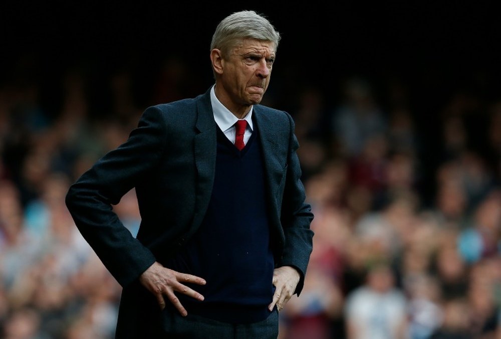 Aanything less than victory against Crystal Palace will surely convince even Arsenal manager Arsene Wenger that his sides Premier League title challenge is over