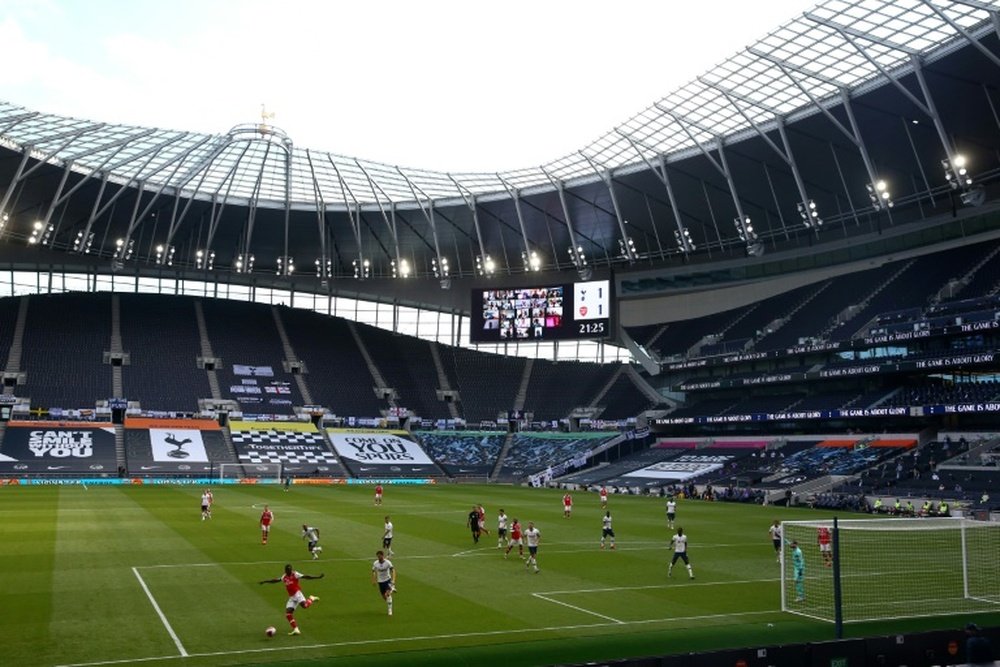OFFICIEL : le derby Tottenham-Fulham reporté. AFP