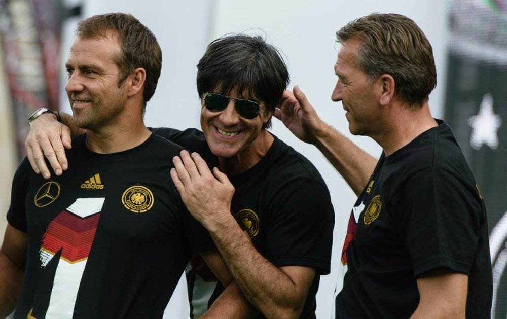 Hansi Flick garantiu que não treinará a Seleção da Alemanha. AFP