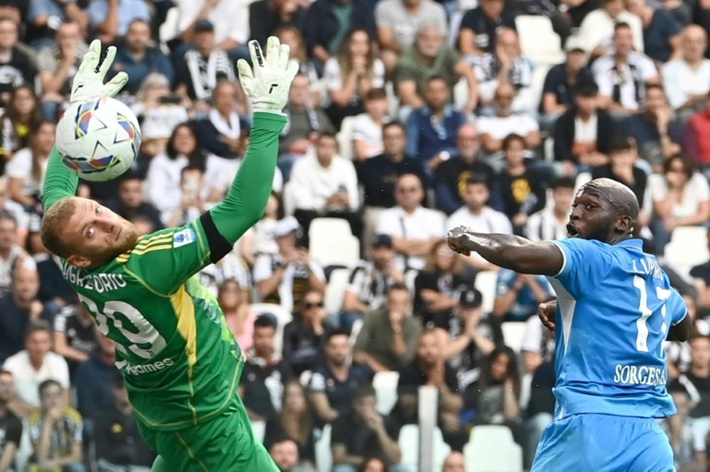 Romelu Lukaku face à la Juventus de Turin. AFP