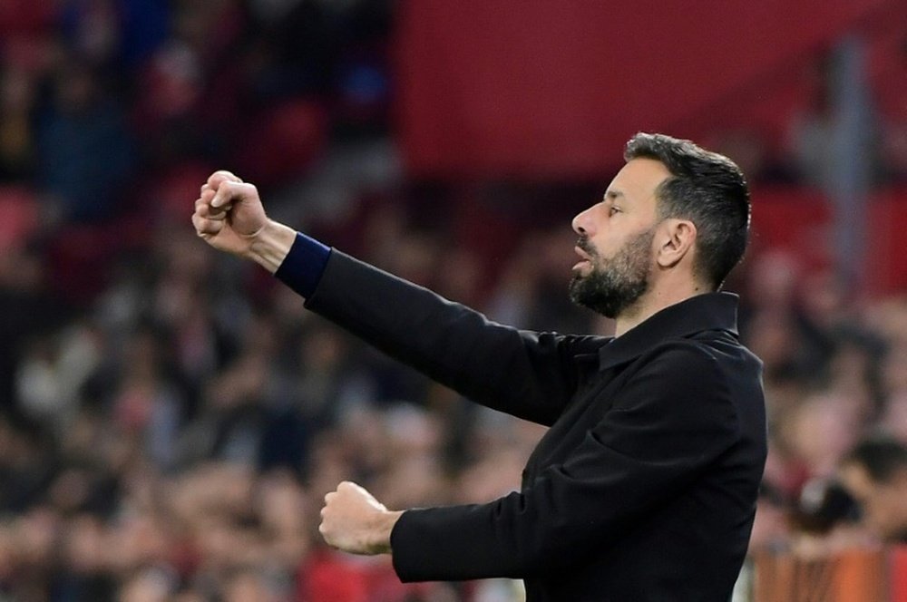 Van Nistelrooy will help Ten Hag manage Man United. AFP