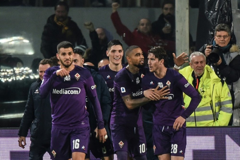 Fiorentina have faith in Vlahovic (R). AFP