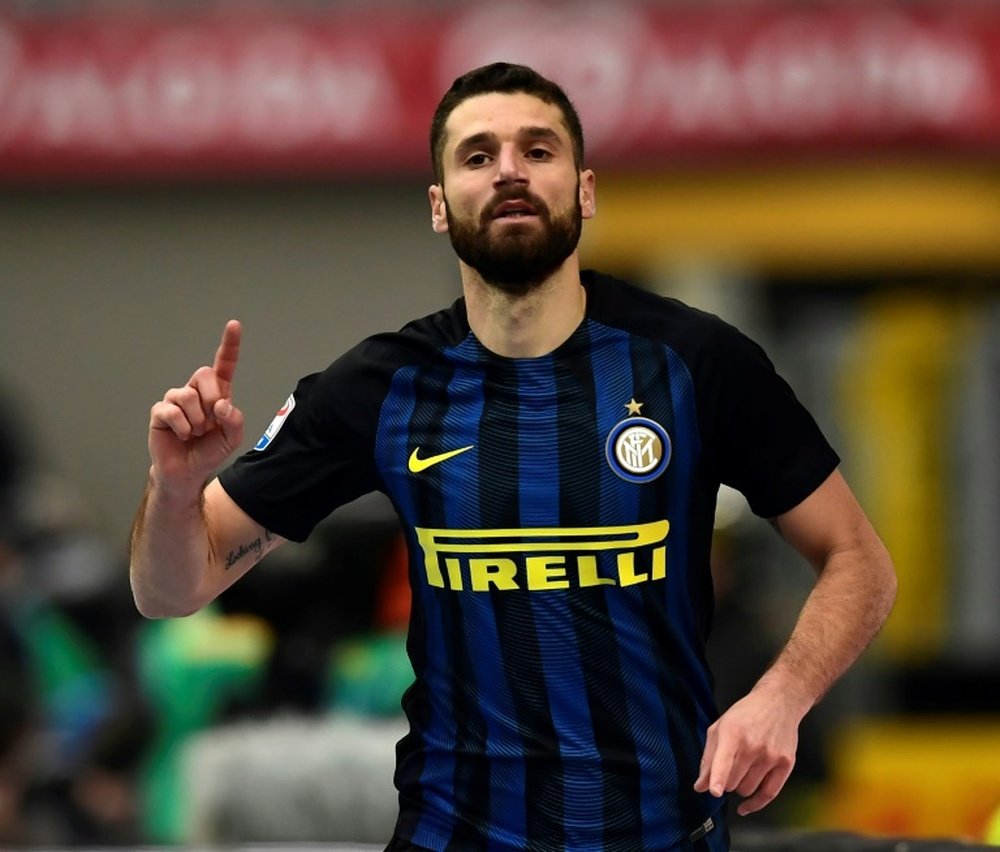 Antonio Candreva could sign for Chelsea. AFP