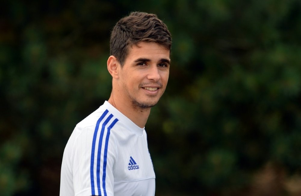 Le milieu de terrain brésilien, Oscar lors d'une séance d'entraînement avec Chelsea. AFP