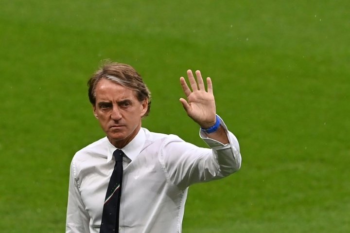 Roberto Mancini deixa o comando da seleção italiana