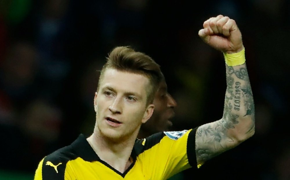 El Borussia no quiere darle la espalda. AFP