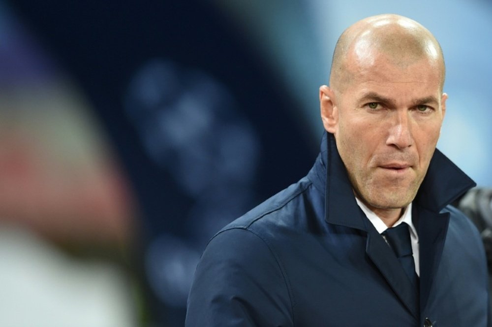 Zinédine Zidane suit un match de Ligue des champions. AFP