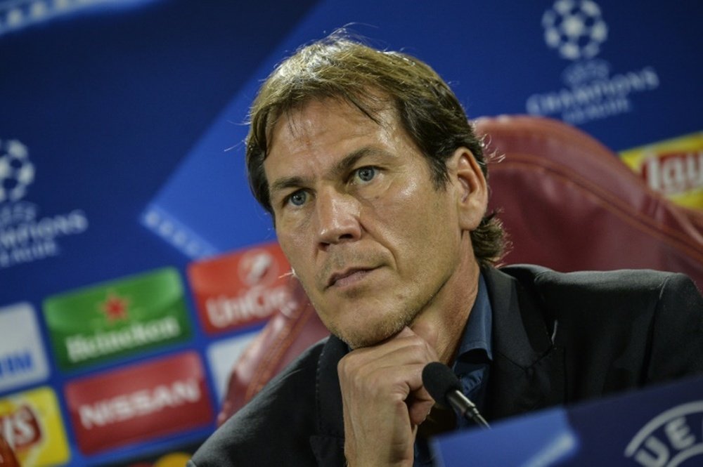 Roma coach Rudi Garcia has challenged his players to get a result against Barcelona. EFE