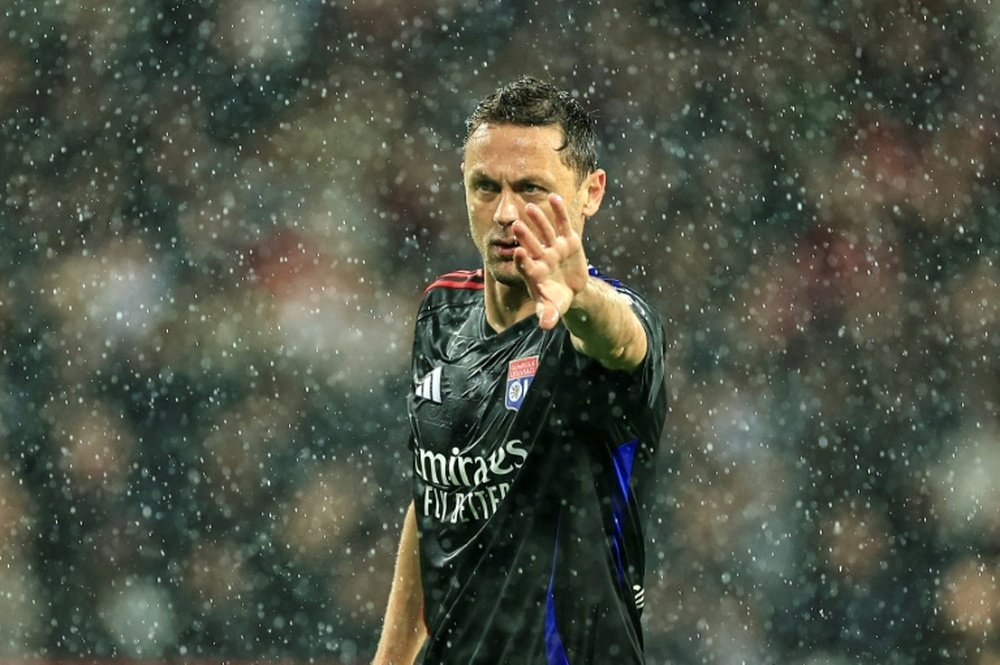 Nemanja Matic milieu de terrain de l'OL. AFP