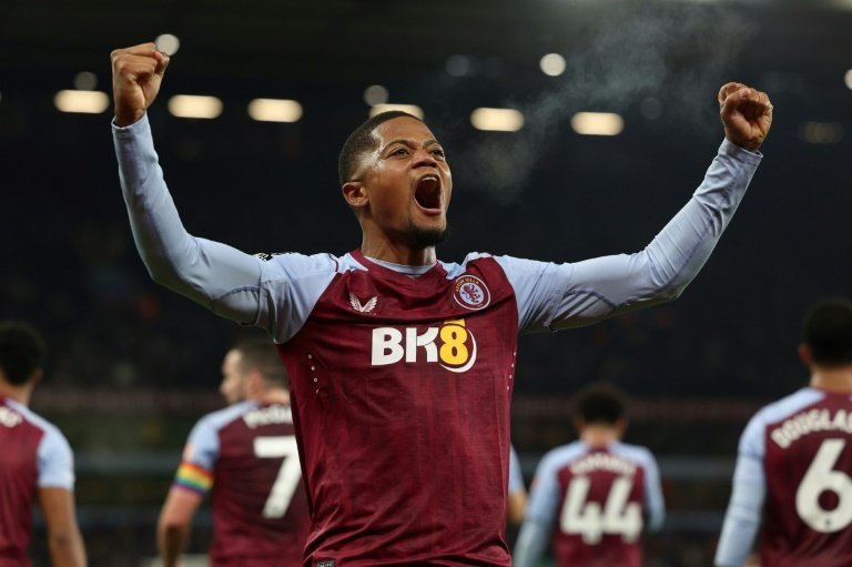 Leon Bailey talks intensify as Roma keep Sancho on agenda